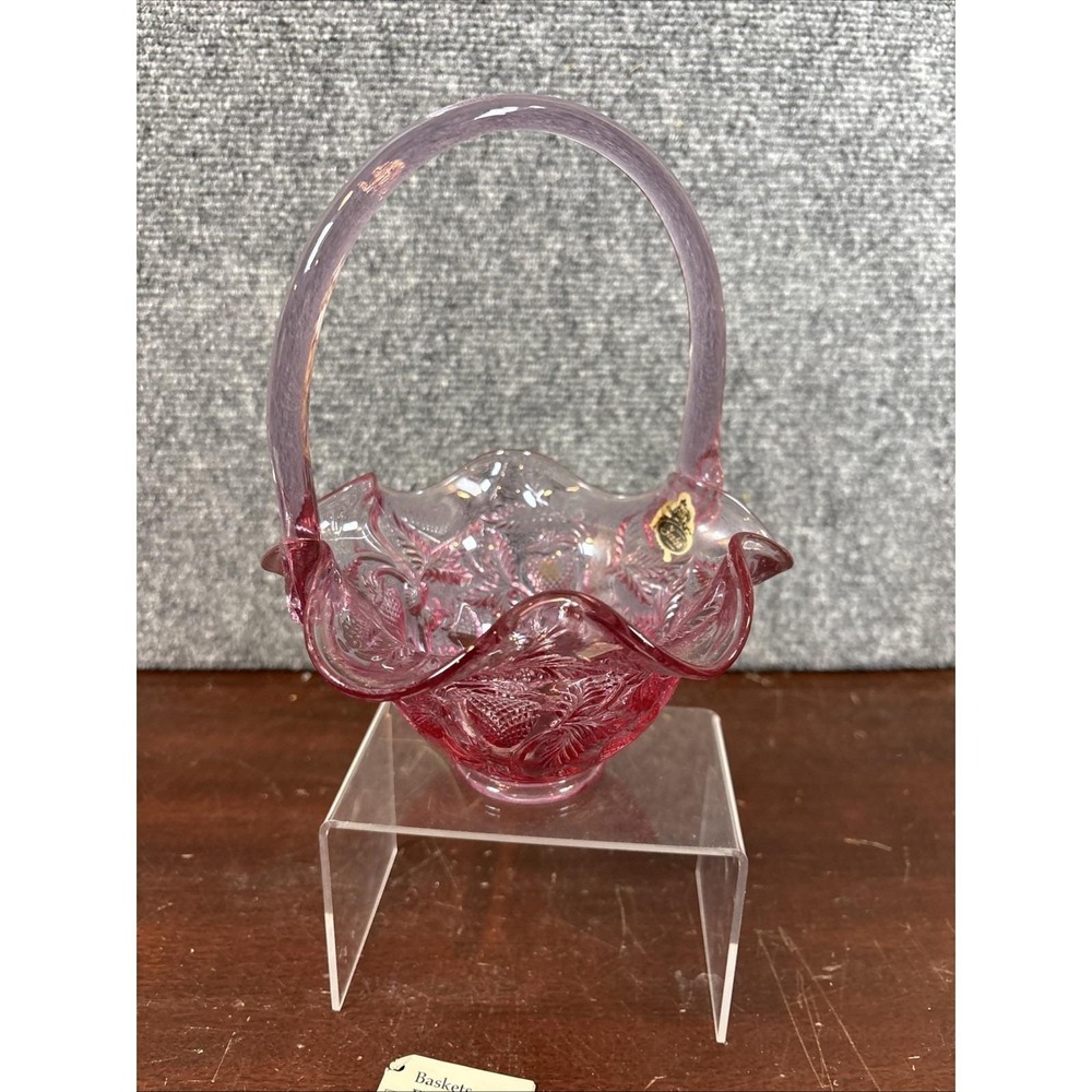 Vtg~Fenton~Strawberry Pattern Dusty Rose Handled Basket~W/Tag and Sticker - Picture 2 of 6